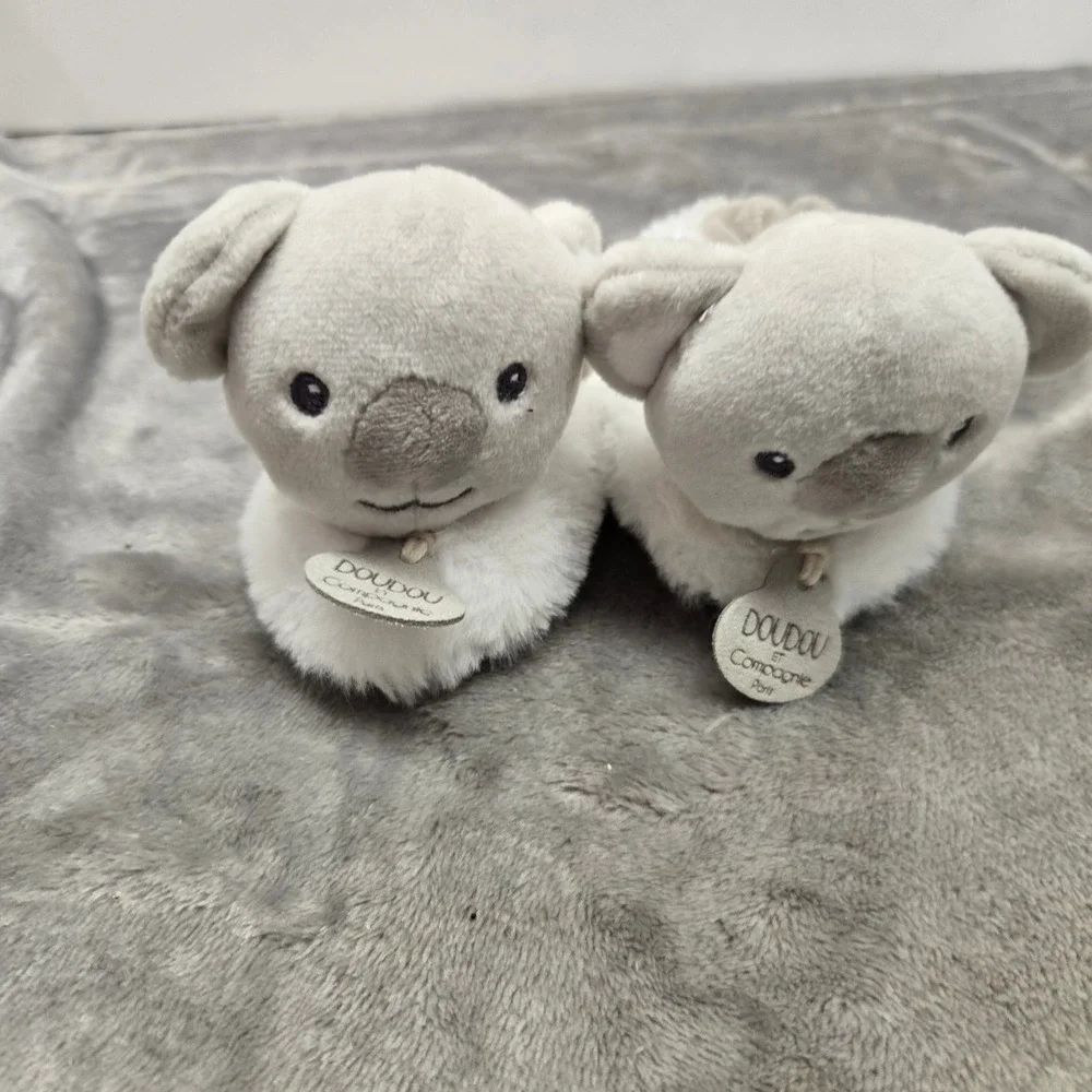 Doudou et Compagnie Paris Koala Plush Baby Booties White Grey DC3723 Slippers